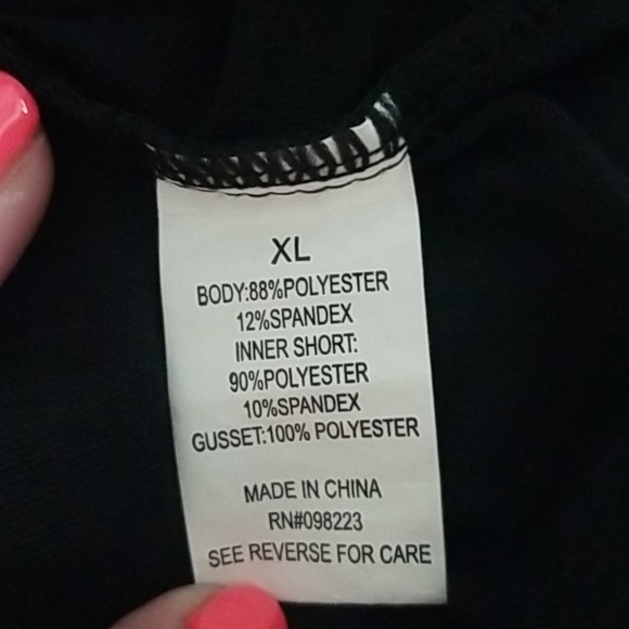 Shorts - Picture 3 of 4